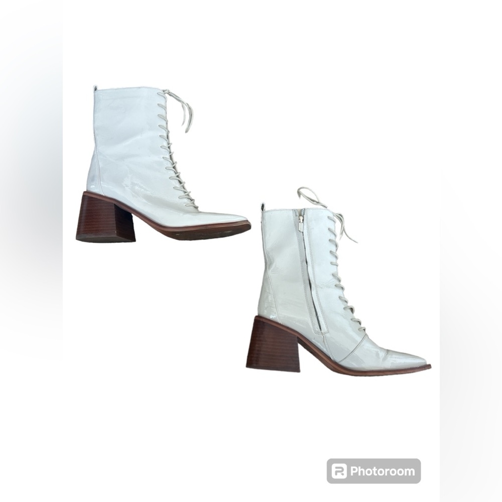 Anthropologie Cream Boots ⚜️